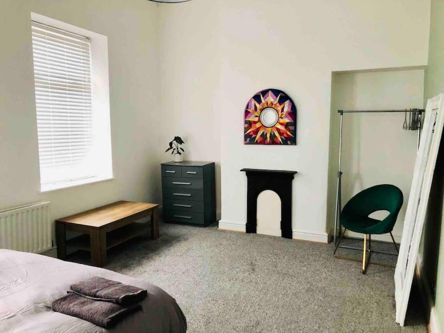Spacious, Cosy 3 Bedroom House In Preston. プレストン エクステリア 写真